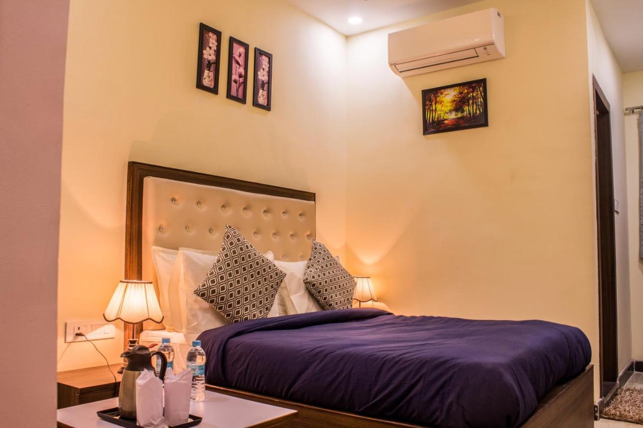 Lav Kush International * Varanasi